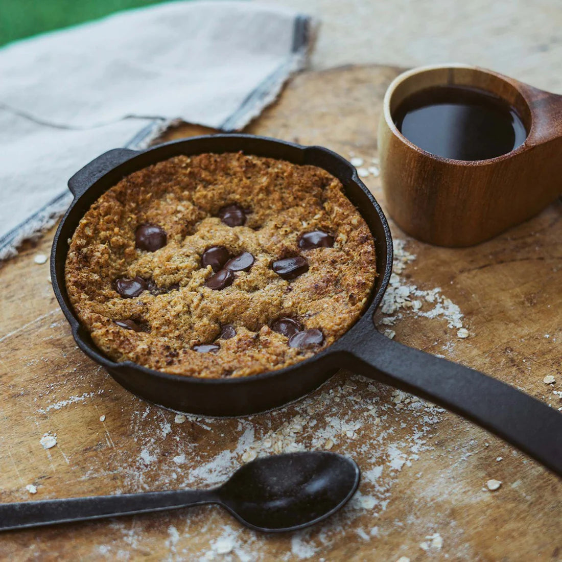 Barebones All-in-One Cast Iron Skillet